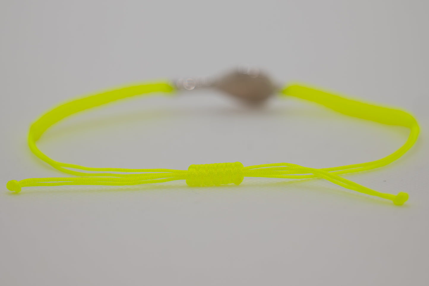 BRACCIALE PADEL RACCHETTA IN OTTONE CORDINO SCOOBY DOO GIALLO FLUO
