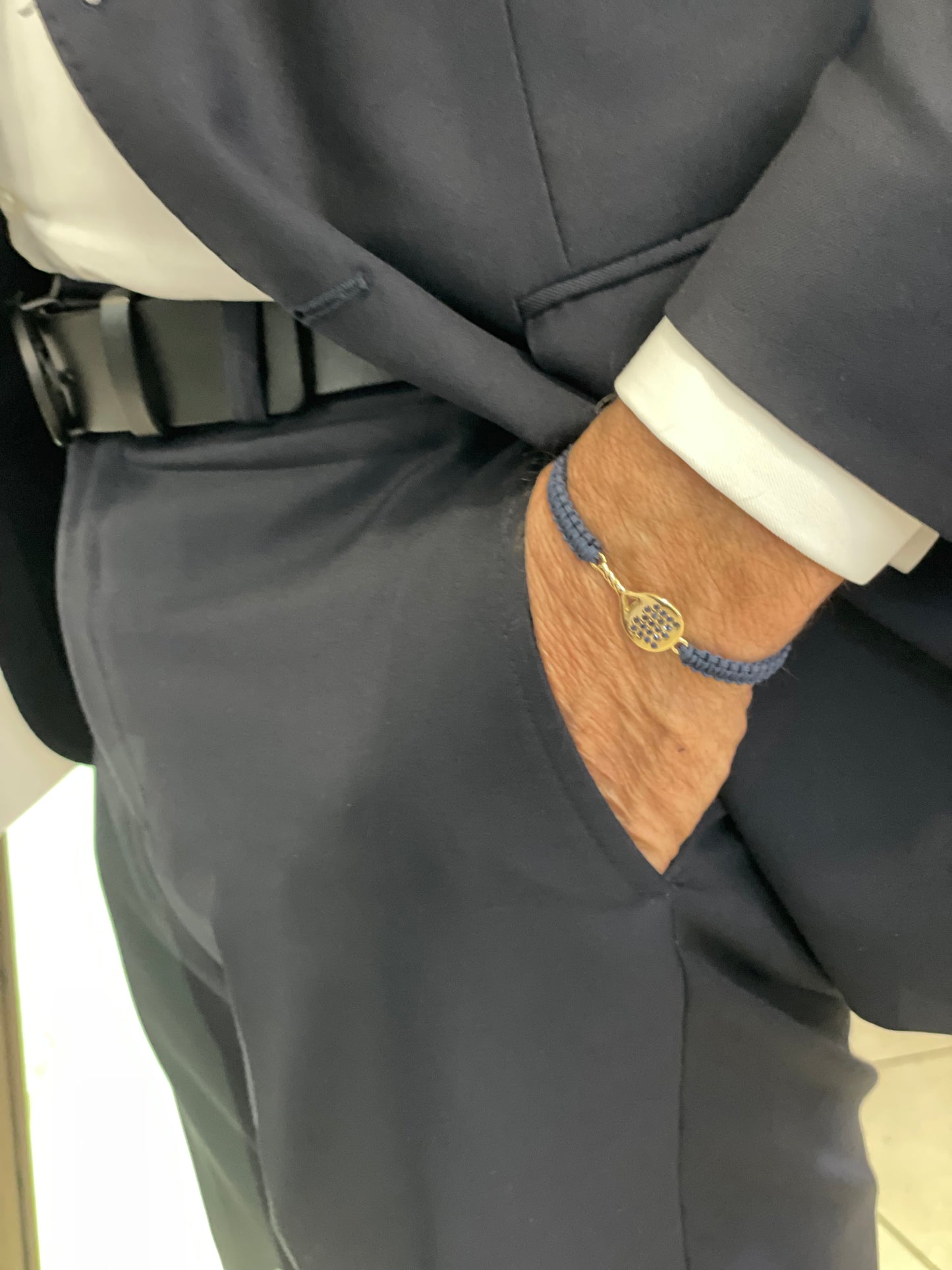 BRACCIALE PADEL IN ORO GIALLO 18KT E ZAFFIRI BLU - MODELLO TONDA
