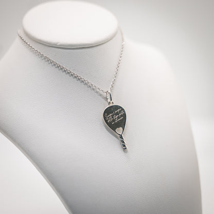 CIONDOLO-RACCHETTA-PADEL-LOVE-FULL-HEART-ARGENTO925-INCISIONE-PARTICOLARE